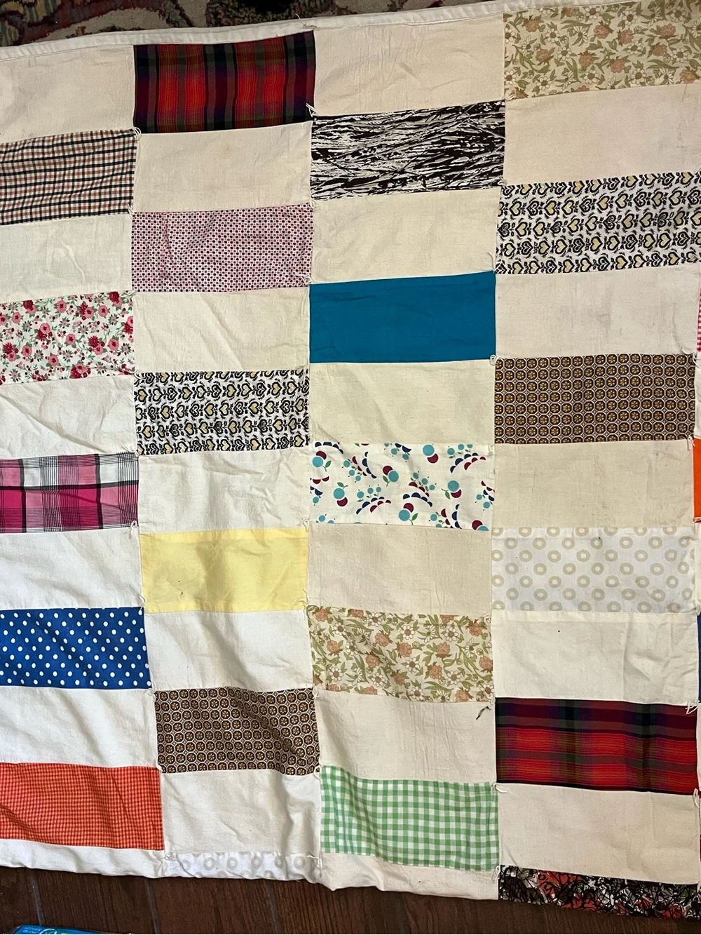 Vtg Quilt Blanket BOHO 60s MCM Retro Heavy 75” x 86” Twin Full